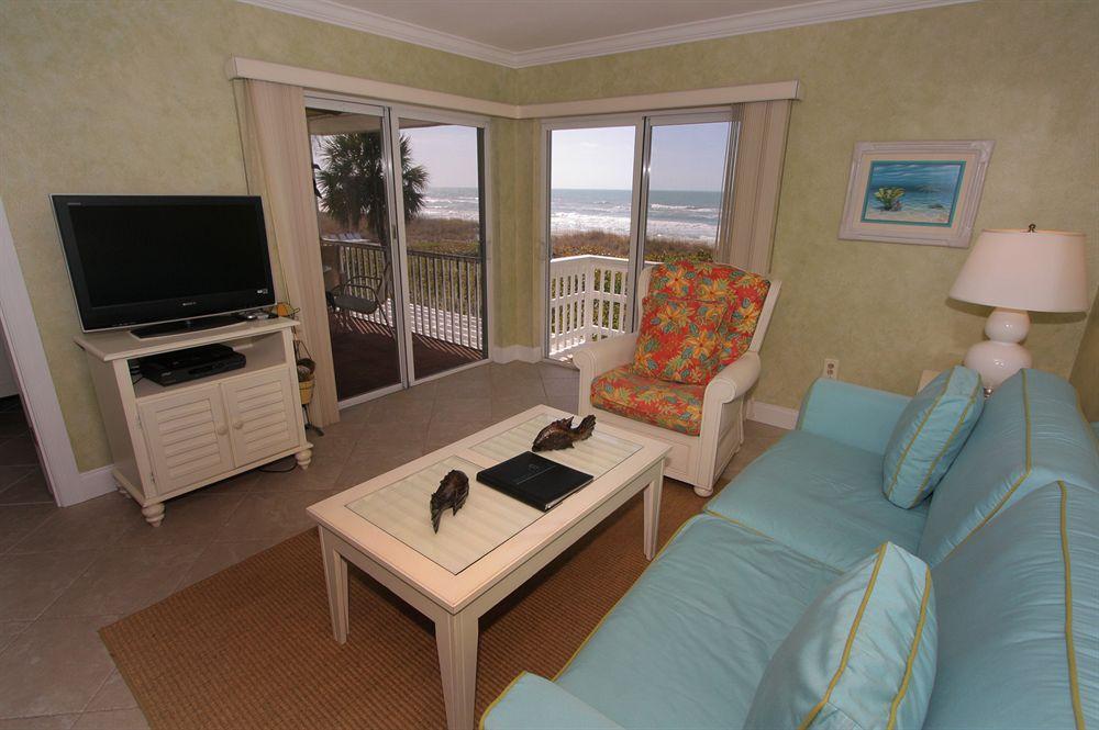 Beach Castle Resort By Rva Longboat Key Exterior photo