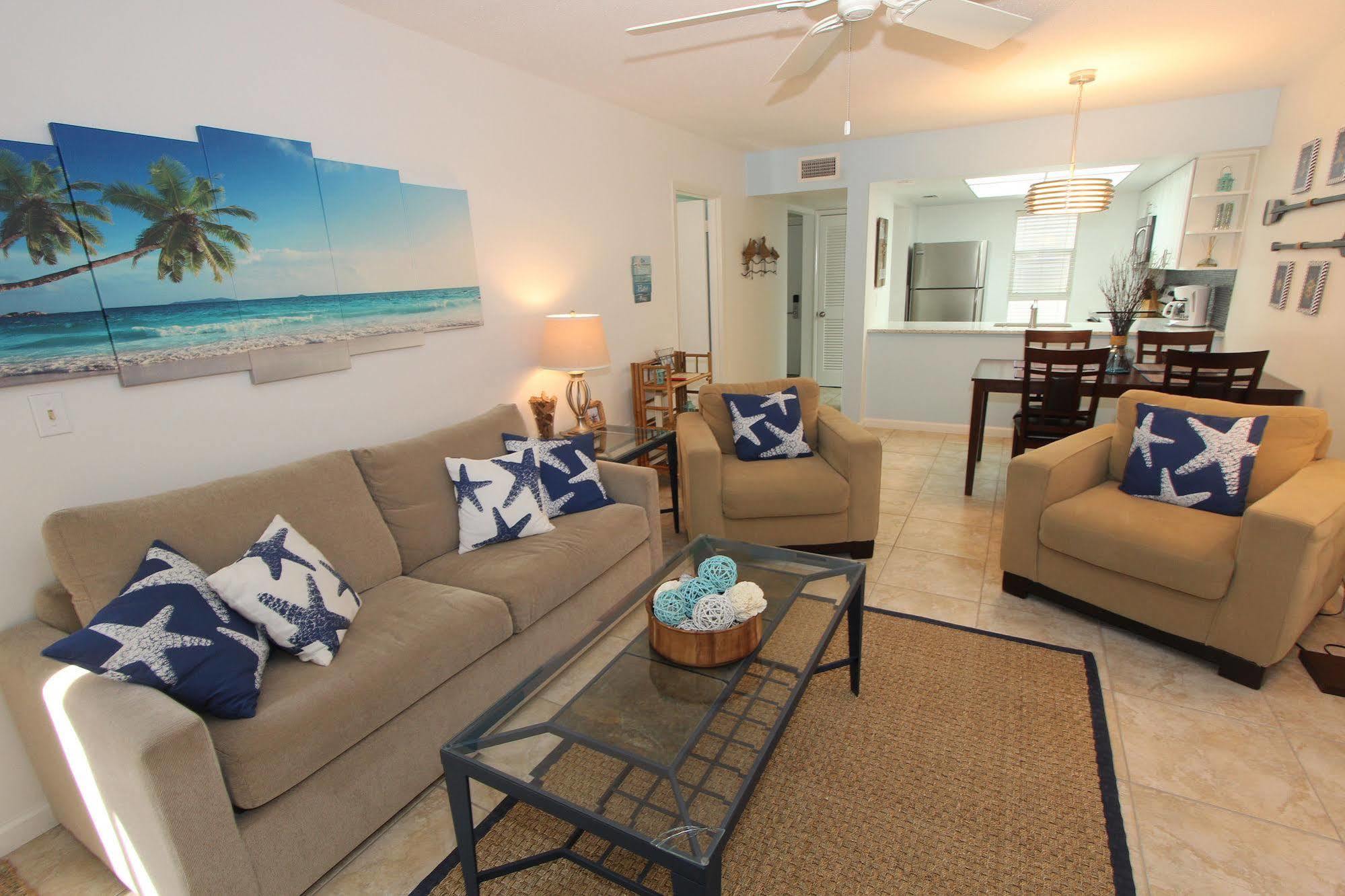 Beach Castle Resort By Rva Longboat Key Exterior photo