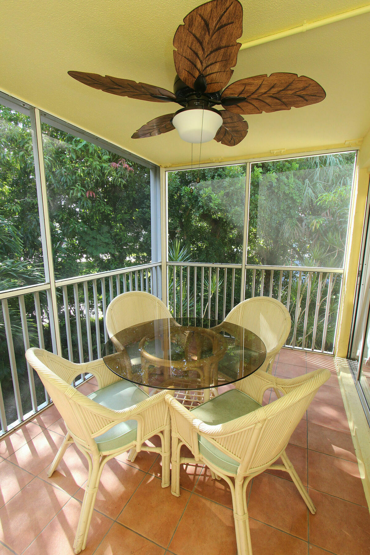 Beach Castle Resort By Rva Longboat Key Exterior photo